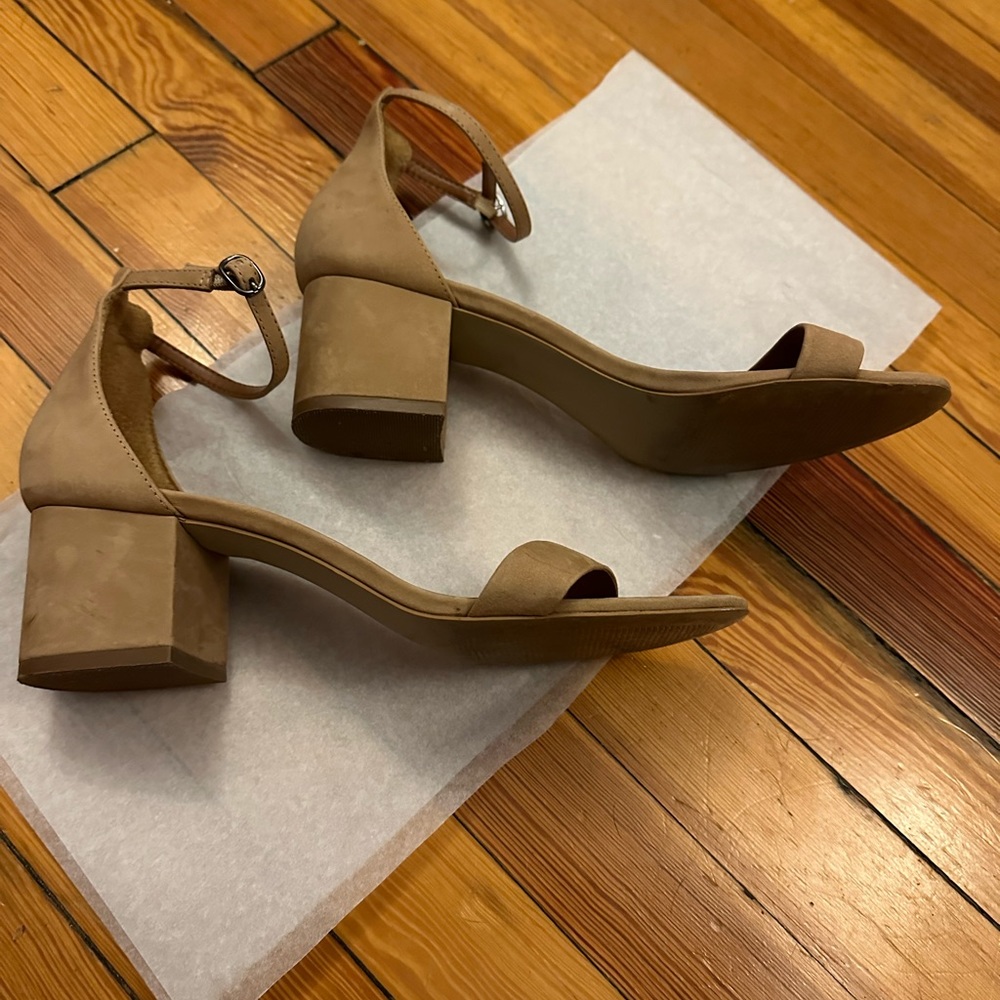 Steve Madden Nude Block Heel